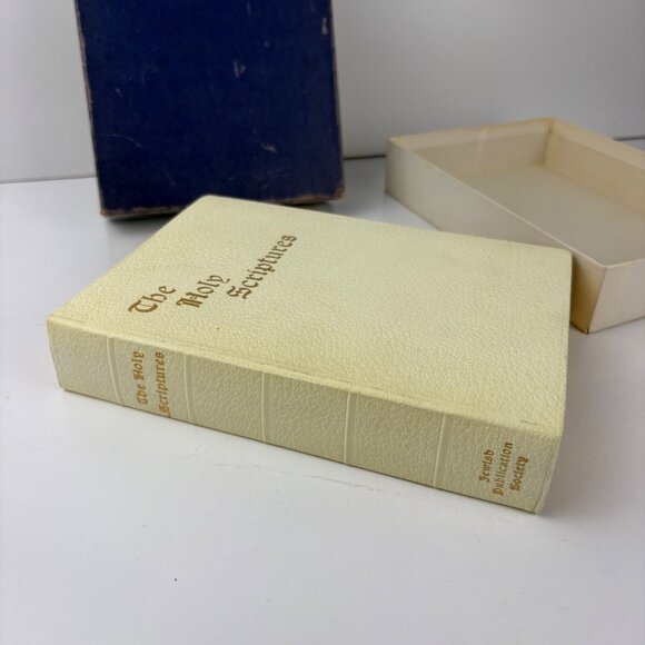 The Holy Scriptures White Leatherette Gold Edges Box Masoretic Text Jewish Pub - Picture 2 of 13